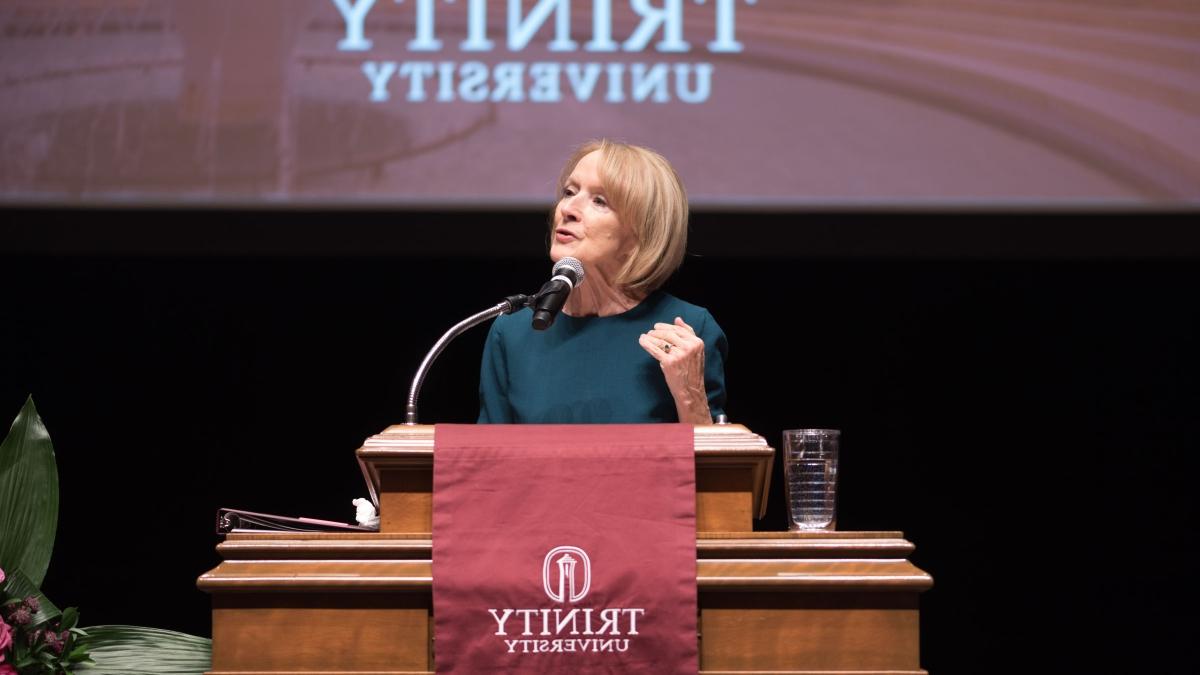 Judy Woodruff speaks in Laurie Auditorium