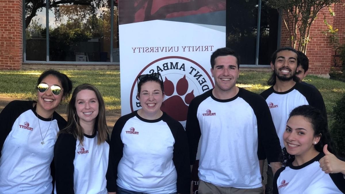 Group of student ambassadors at an alumni event